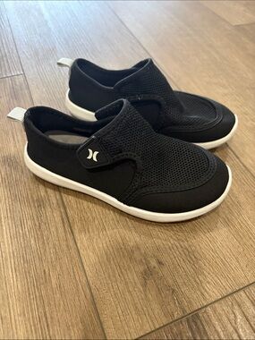 Hurley Kids Mesh Slip-On water shoes/ sneakers
